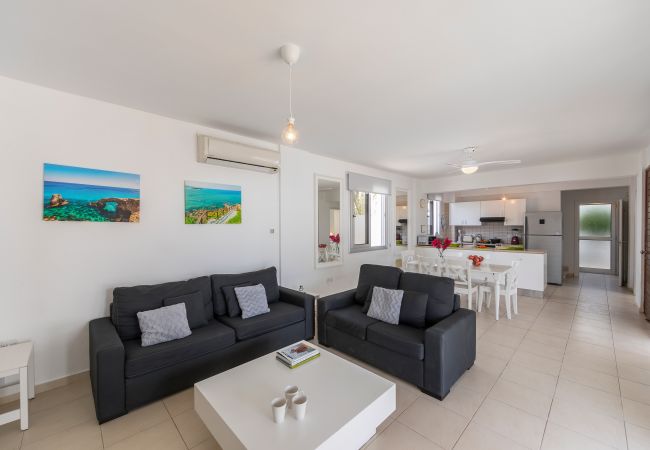 Villa in Protaras - Protaras Sapphire Seaside Villa Villa in Protaras - Protaras Sapphire Seaside Villa