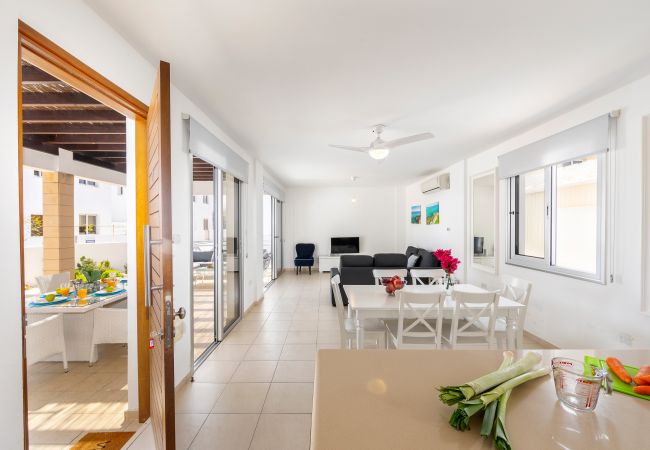 Villa in Protaras - Protaras Sapphire Seaside Villa Villa in Protaras - Protaras Sapphire Seaside Villa