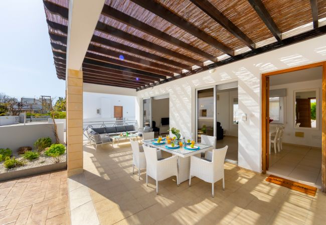 Villa in Protaras - Protaras Sapphire Seaside Villa Villa in Protaras - Protaras Sapphire Seaside Villa