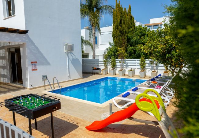 Villa in Protaras - Protaras Sapphire Seaside Villa Villa in Protaras - Protaras Sapphire Seaside Villa