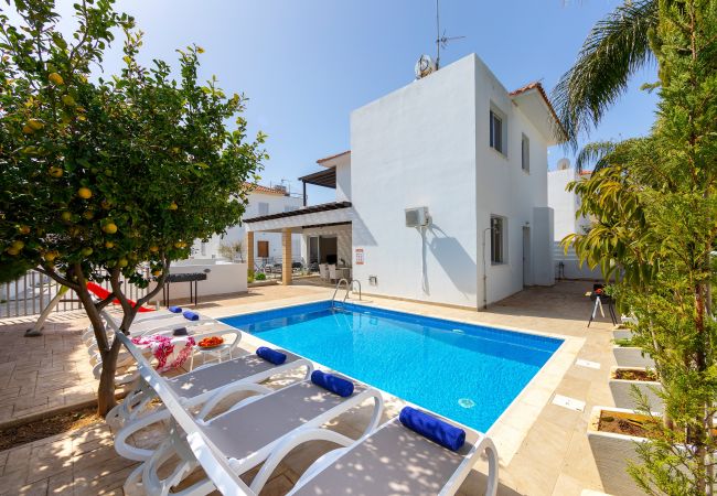 Villa in Protaras - Protaras Sapphire Seaside Villa Villa in Protaras - Protaras Sapphire Seaside Villa