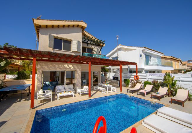 Villa in Protaras - Protaras Artisan Seafront Villa 6 Villa in Protaras - Protaras Artisan Seafront Villa 6