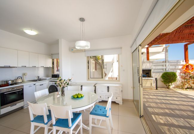 Villa in Protaras - Protaras Artisan Seafront Villa 6 Villa in Protaras - Protaras Artisan Seafront Villa 6