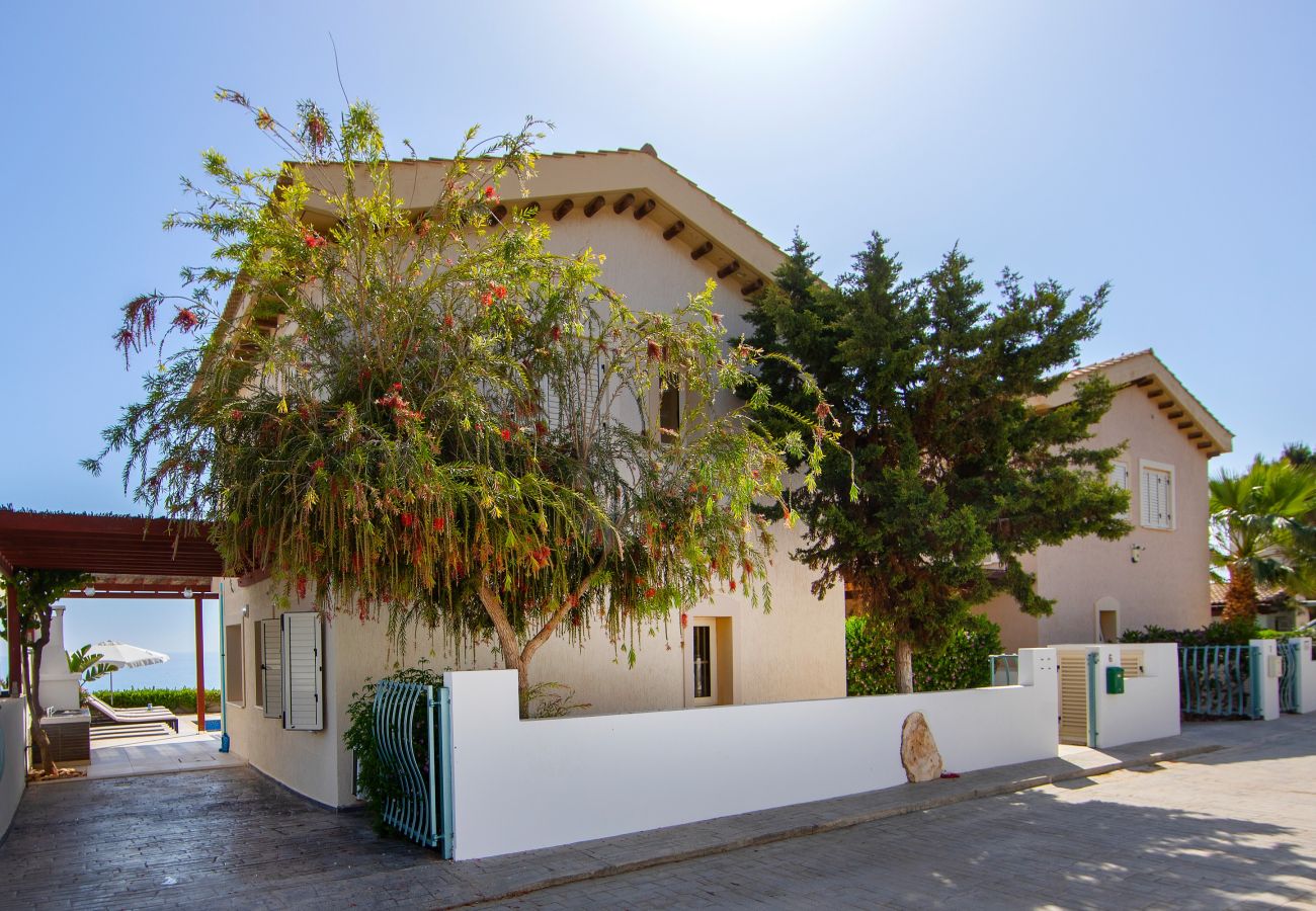 Villa in Protaras - Protaras Artisan Seafront Villa 6