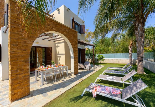 Villa in Ayia Napa - Ayia Napa Ionion Seaside Villa Villa in Ayia Napa - Ayia Napa Ionion Seaside Villa