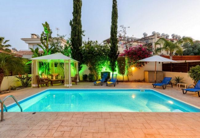 Villa in Protaras - Protaras Villa Athamas Blue Villa in Protaras - Protaras Villa Athamas Blue