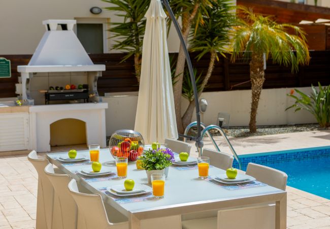 Villa in Protaras - Protaras Villa Athamas Blue Villa in Protaras - Protaras Villa Athamas Blue