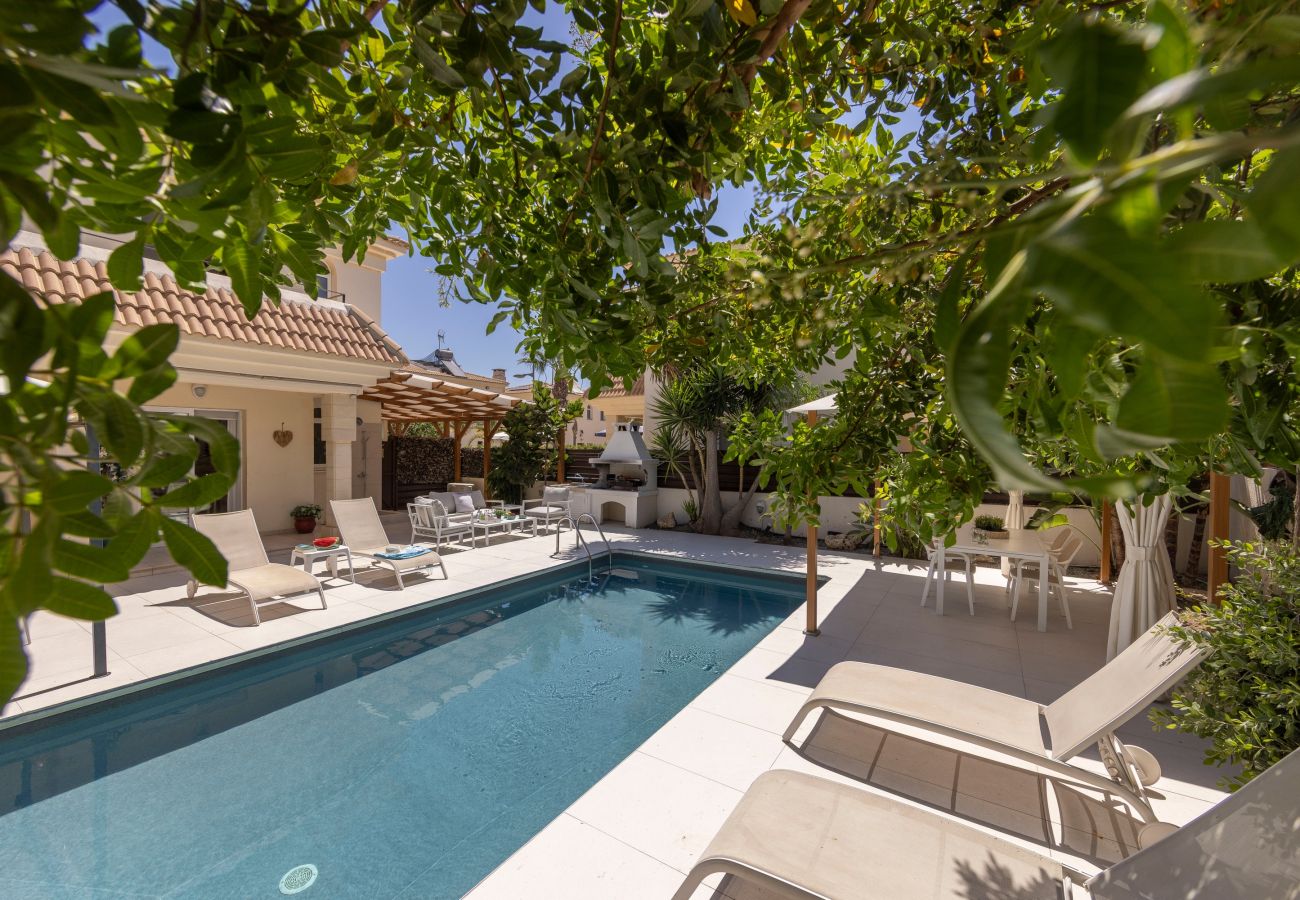 Villa in Protaras - Protaras Villa Athamas Blue