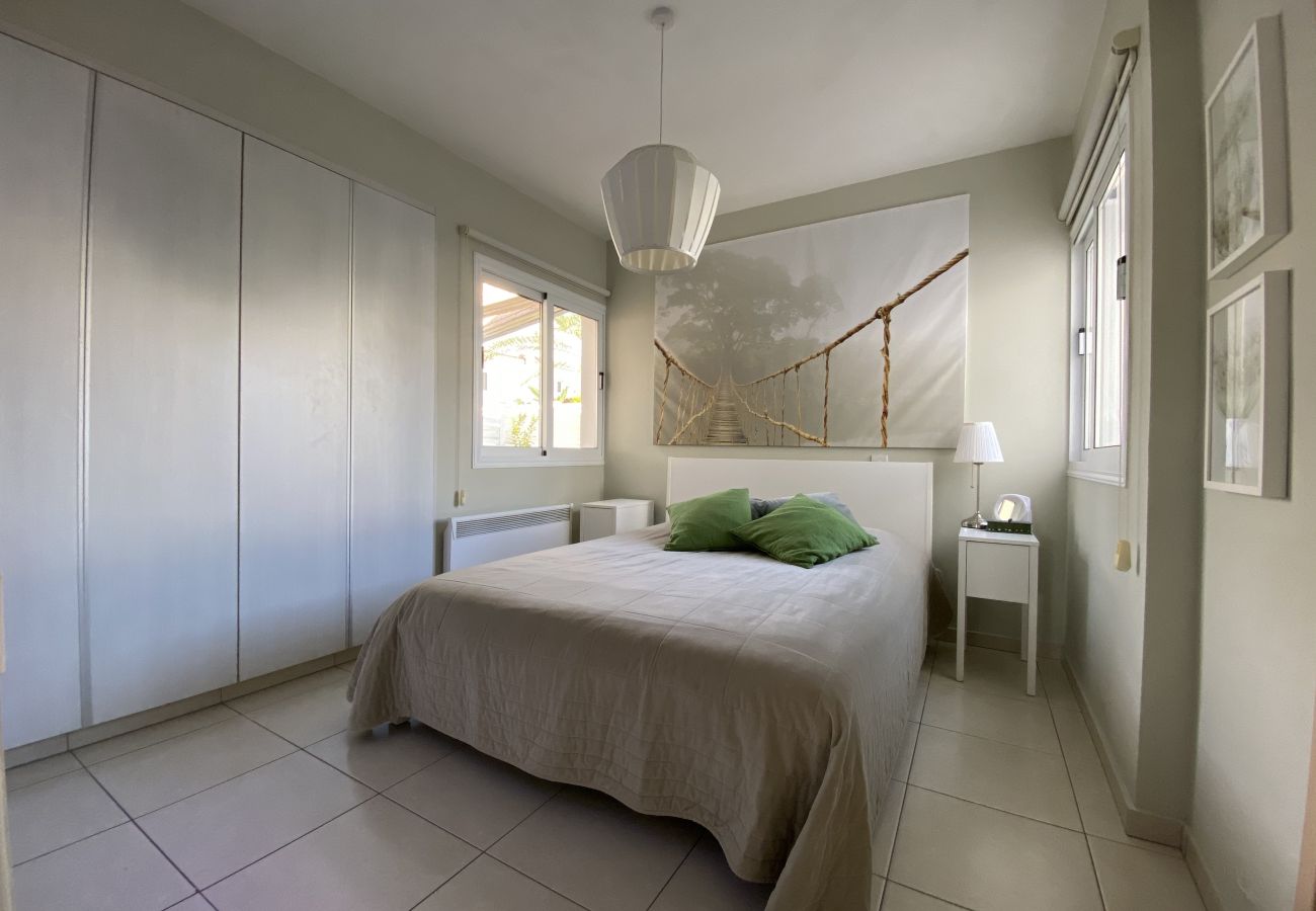Villa/Dettached house in Ayia Napa - Beautiful 3 bed 4 bath villa near Nissi Beach