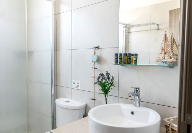 Villa in Ayia Napa - Ayia Thekla Seafront Villa Dagi Villa in Ayia Napa - Ayia Thekla Seafront Villa Dagi