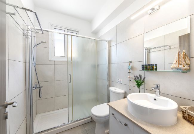 Villa in Ayia Napa - Ayia Thekla Seafront Villa Dagi Villa in Ayia Napa - Ayia Thekla Seafront Villa Dagi