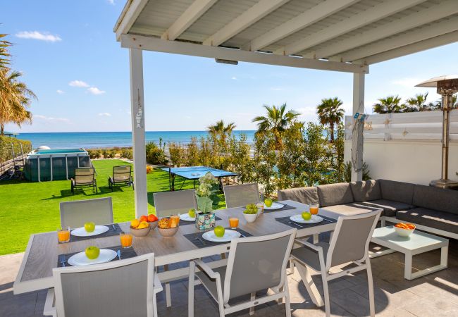 Villa in Ayia Napa - Ayia Thekla Seafront Villa Dagi Villa in Ayia Napa - Ayia Thekla Seafront Villa Dagi