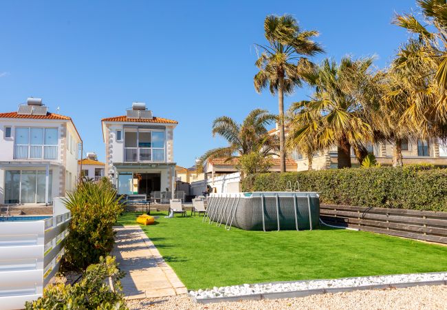 Villa in Ayia Napa - Ayia Thekla Seafront Villa Dagi Villa in Ayia Napa - Ayia Thekla Seafront Villa Dagi
