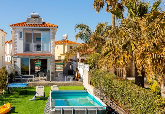 Villa in Ayia Napa - Ayia Thekla Seafront Villa Dagi Villa in Ayia Napa - Ayia Thekla Seafront Villa Dagi