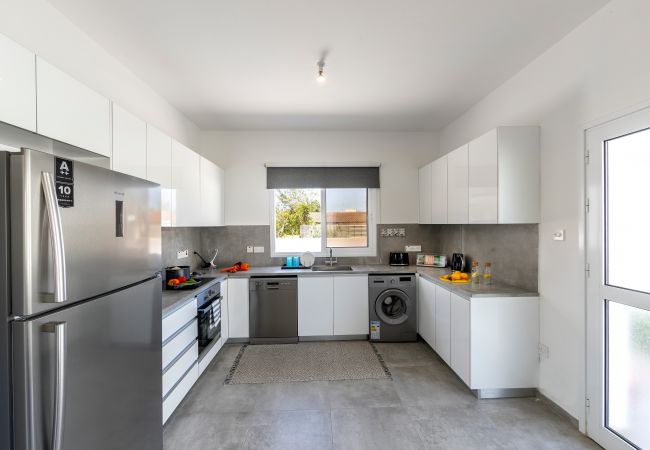 Villa in Ayia Napa - Napa Bay View Villa 2 Villa in Ayia Napa - Napa Bay View Villa 2