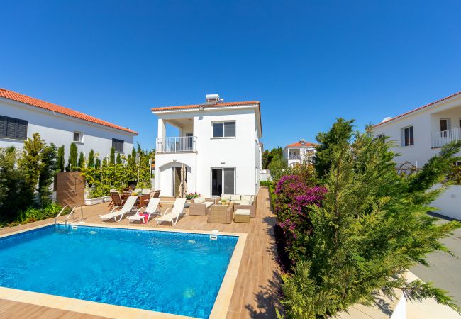 Villa in Ayia Napa - Napa Bay View Villa 2 Villa in Ayia Napa - Napa Bay View Villa 2