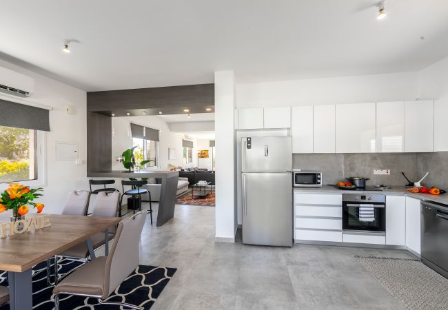 Villa in Ayia Napa - Napa Bay View Villa 2 Villa in Ayia Napa - Napa Bay View Villa 2