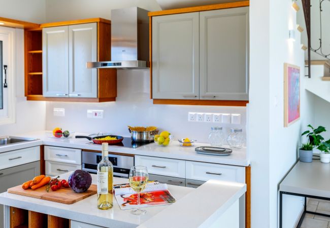 Villa in Protaras - Protaras Seafront Villa Violetta Villa in Protaras - Protaras Seafront Villa Violetta