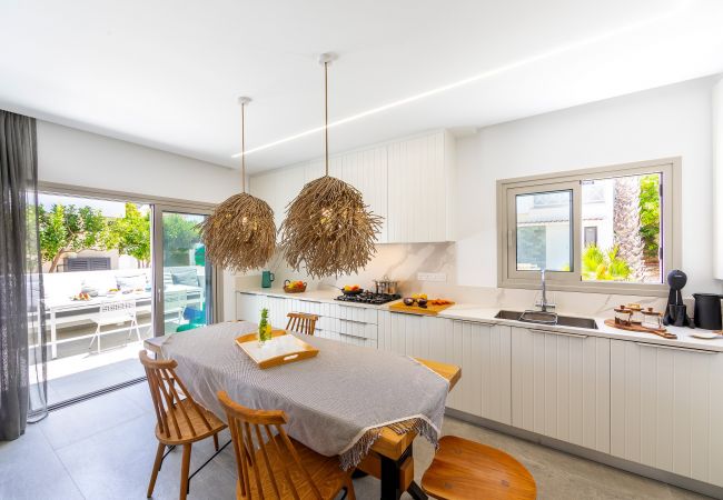 Villa in Protaras - Protaras Rose By The Sea Villa in Protaras - Protaras Rose By The Sea