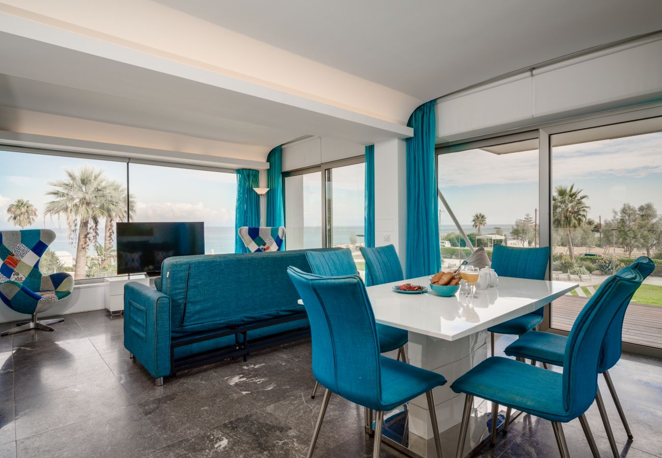 Apartment in Protaras - Protaras Thalassa Beachfront Suite