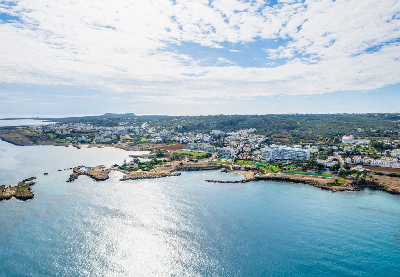 Apartment in Protaras - Protaras Thalassa Beachfront Suite