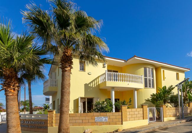 Villa in Protaras - Protaras Posidon By The Sea Villa in Protaras - Protaras Posidon By The Sea