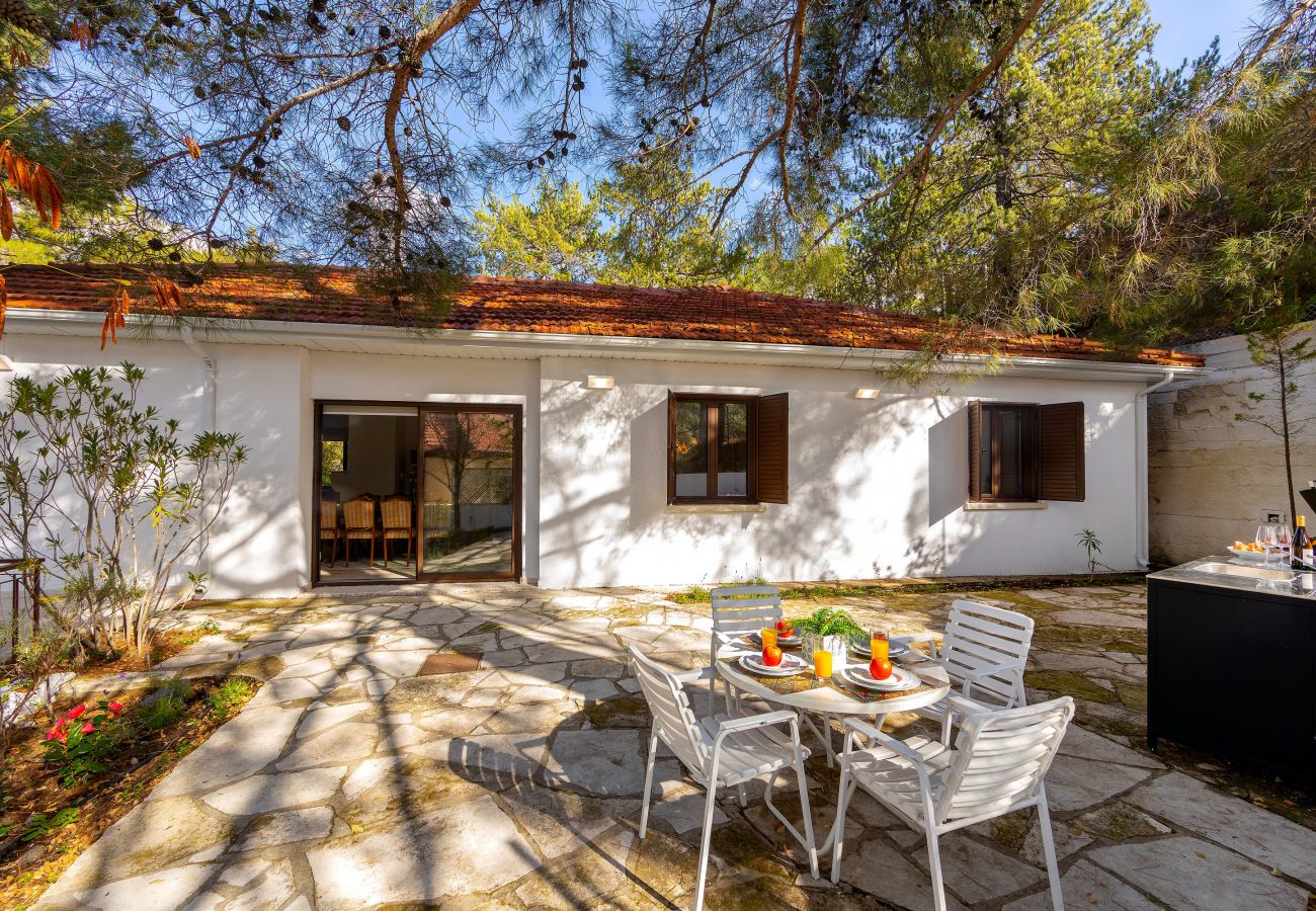 Villa in Platres - Platres Forty Pine Trees Cottage