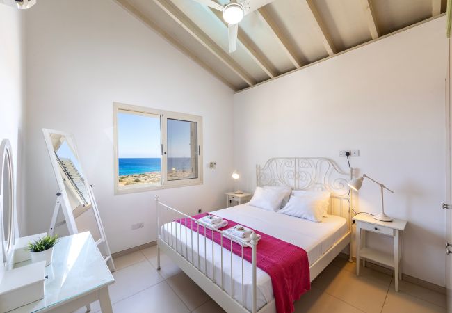 Villa in Protaras - Protaras Artisan Seafront Villa 1 Villa in Protaras - Protaras Artisan Seafront Villa 1