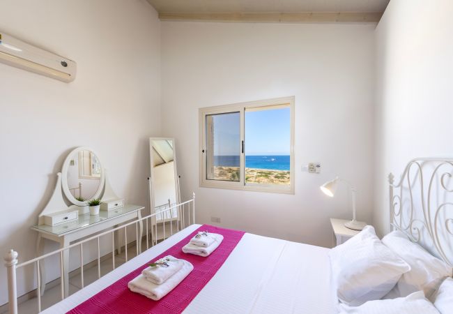 Villa in Protaras - Protaras Artisan Seafront Villa 1 Villa in Protaras - Protaras Artisan Seafront Villa 1