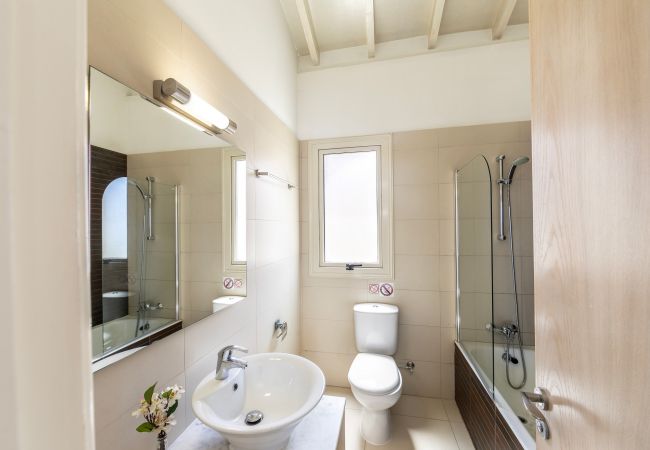 Villa in Protaras - Protaras Artisan Seafront Villa 1 Villa in Protaras - Protaras Artisan Seafront Villa 1