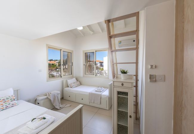 Villa in Protaras - Protaras Artisan Seafront Villa 1 Villa in Protaras - Protaras Artisan Seafront Villa 1