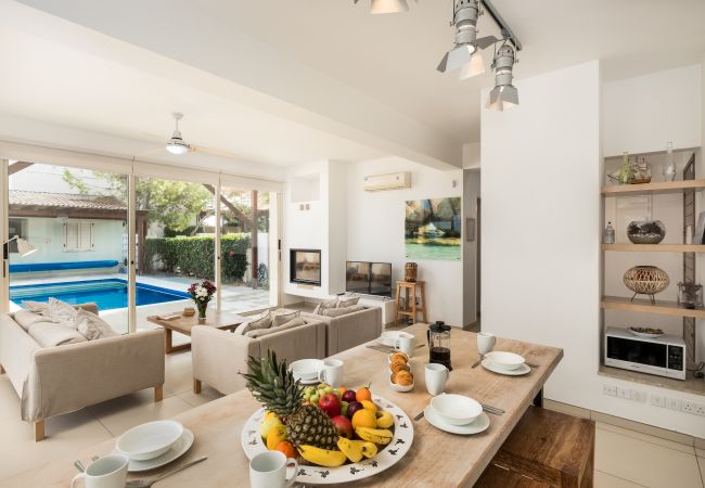 Villa in Protaras - Protaras Artisan Seafront Villa 7 Villa in Protaras - Protaras Artisan Seafront Villa 7