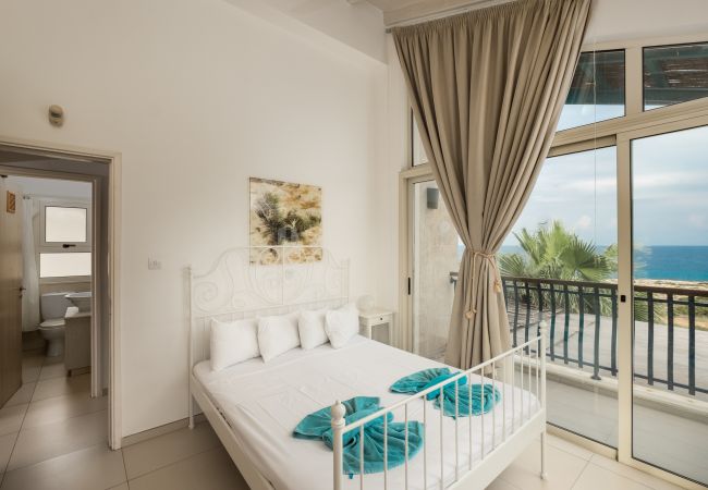 Villa in Protaras - Protaras Artisan Seafront Villa 7 Villa in Protaras - Protaras Artisan Seafront Villa 7