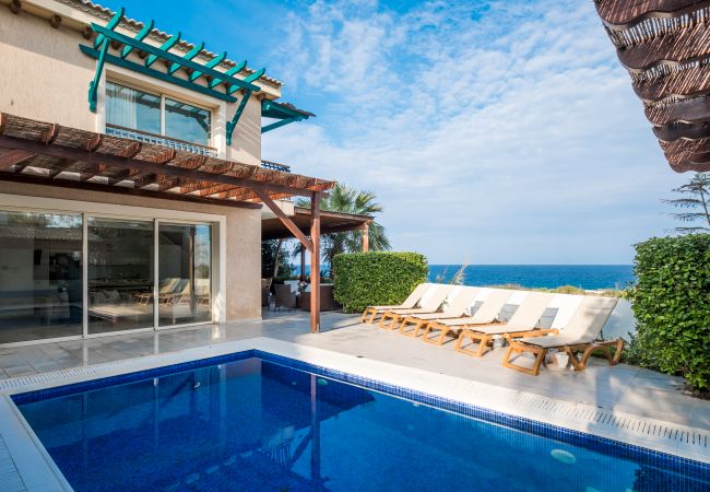 Villa in Protaras - Protaras Artisan Seafront Villa 7 Villa in Protaras - Protaras Artisan Seafront Villa 7