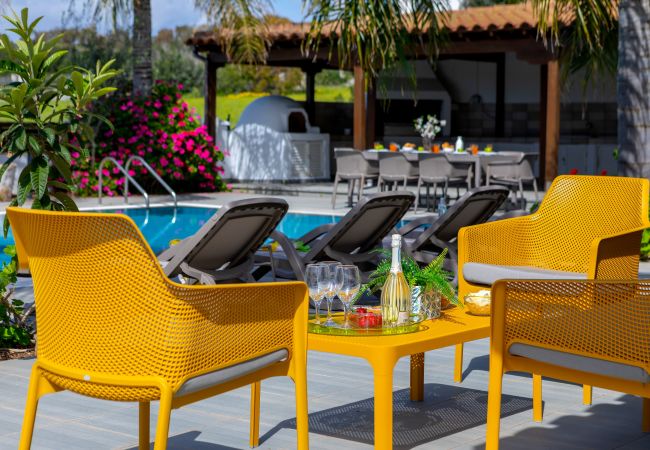 Villa in Ayia Napa - Cape Greco Palm Trees Villa Villa in Ayia Napa - Cape Greco Palm Trees Villa