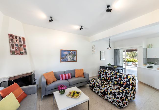 Villa in Ayia Napa - Cape Greco Palm Trees Villa Villa in Ayia Napa - Cape Greco Palm Trees Villa