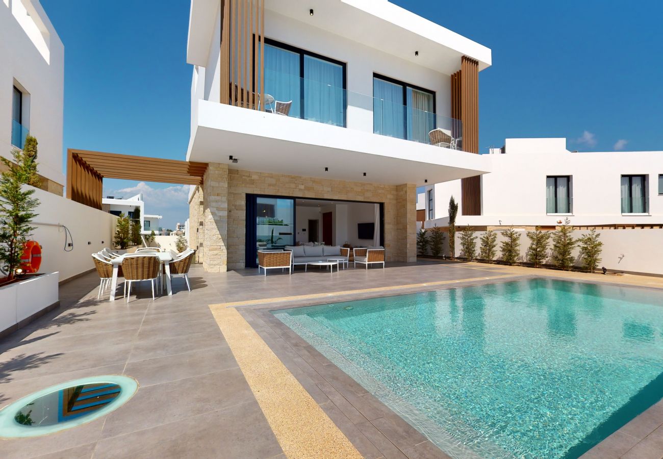 Villa in Protaras - Periyiali Side Seaview Villa Erato