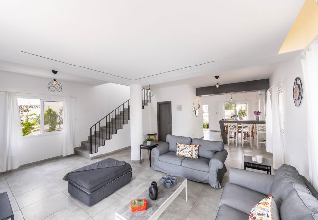 Villa in Ayia Napa - Napa Bay View Villa 3 Villa in Ayia Napa - Napa Bay View Villa 3