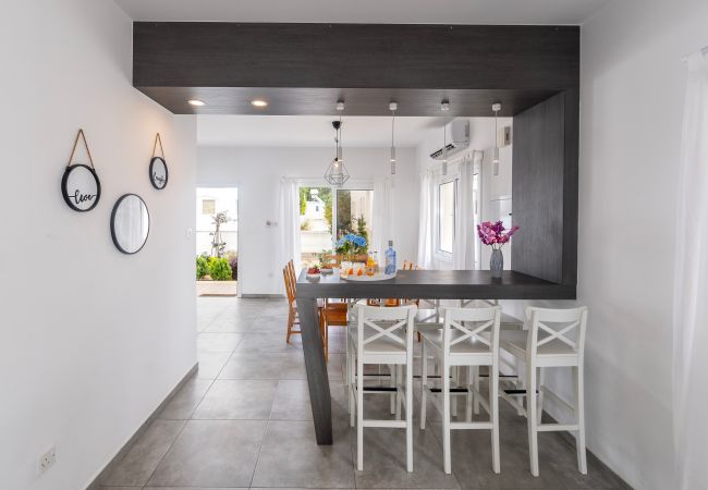 Villa in Ayia Napa - Napa Bay View Villa 3 Villa in Ayia Napa - Napa Bay View Villa 3