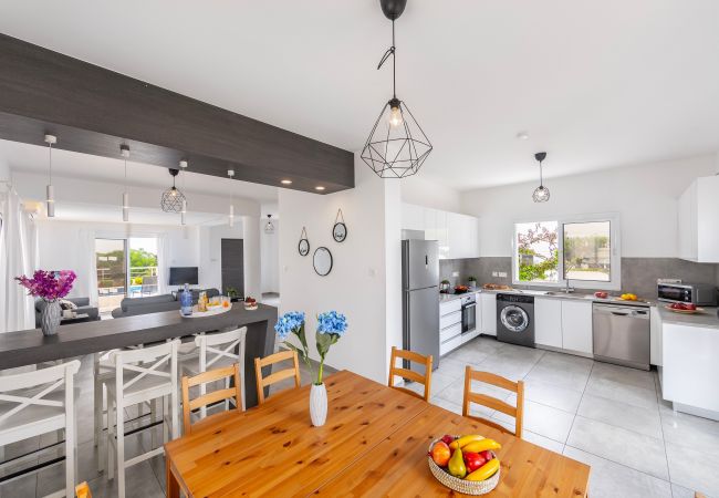 Villa in Ayia Napa - Napa Bay View Villa 3 Villa in Ayia Napa - Napa Bay View Villa 3