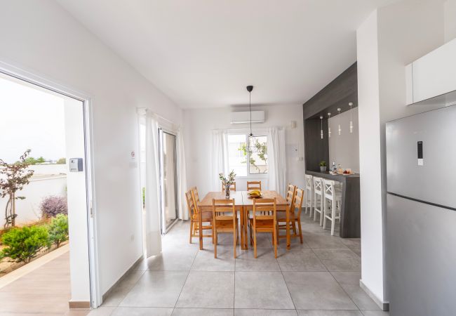 Villa in Ayia Napa - Napa Bay View Villa 4 Villa in Ayia Napa - Napa Bay View Villa 4