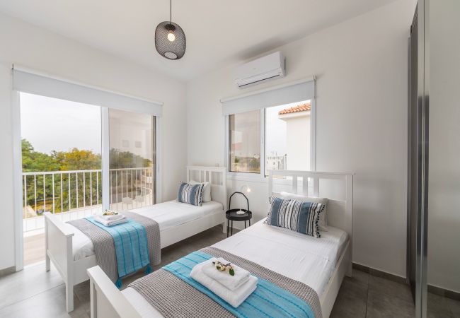 Villa in Ayia Napa - Napa Bay View Villa 4 Villa in Ayia Napa - Napa Bay View Villa 4