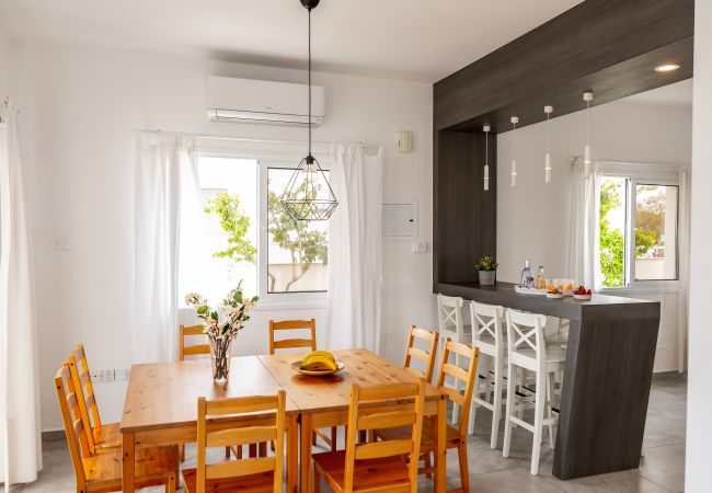 Villa in Ayia Napa - Napa Bay View Villa 4 Villa in Ayia Napa - Napa Bay View Villa 4