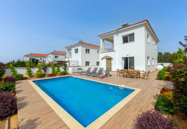 Villa in Ayia Napa - Napa Bay View Villa 4 Villa in Ayia Napa - Napa Bay View Villa 4