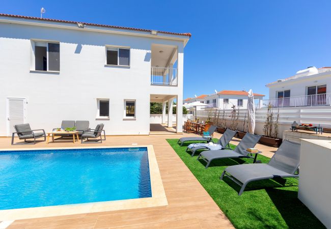 Villa in Ayia Napa - Napa Bay View Villa 7 Villa in Ayia Napa - Napa Bay View Villa 7