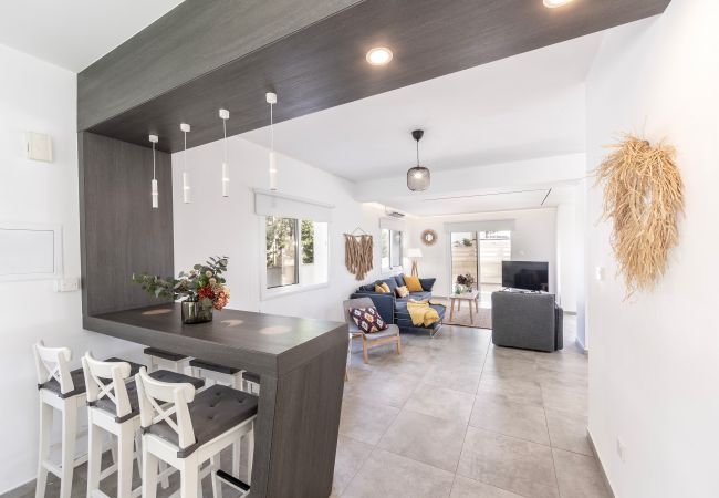 Villa in Ayia Napa - Napa Bay View Villa 7 Villa in Ayia Napa - Napa Bay View Villa 7