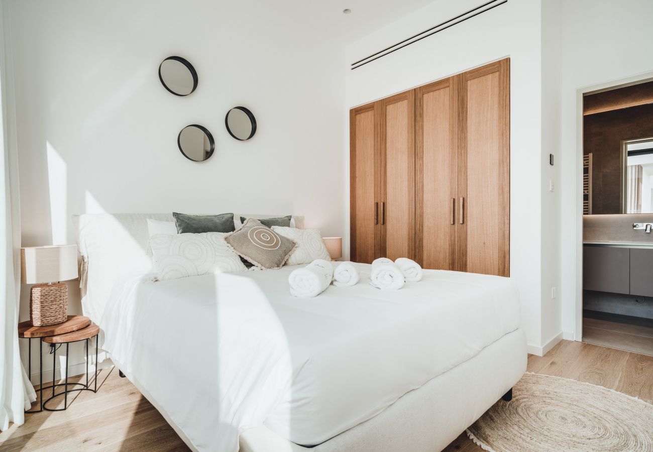 Villa in Protaras - Periyiali Seafront Villa Ira