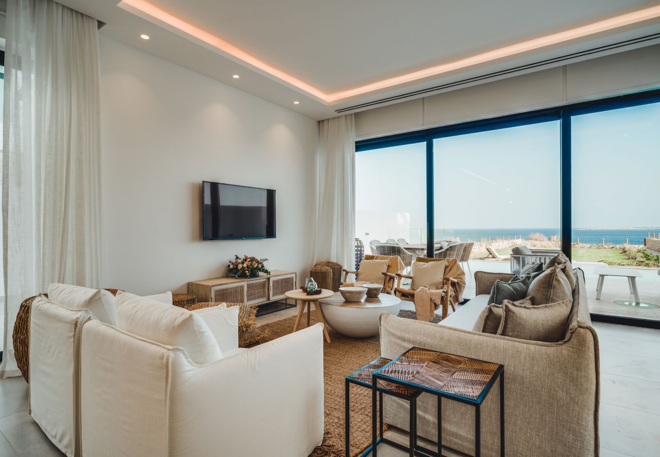 Villa in Protaras - Periyiali Seafront Villa Ira