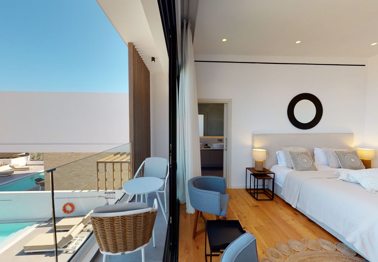 Villa in Protaras - Periyiali Seaview Villa Melpomeni
