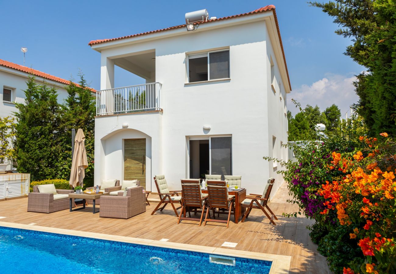 Villa in Ayia Napa - Napa Bay View Villa 8